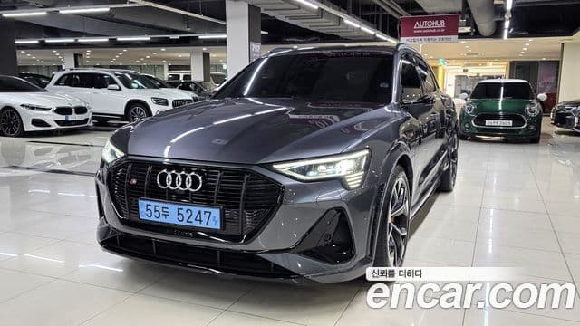Audi e-트론 — 1