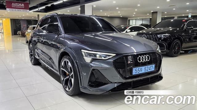 Audi e-트론 2