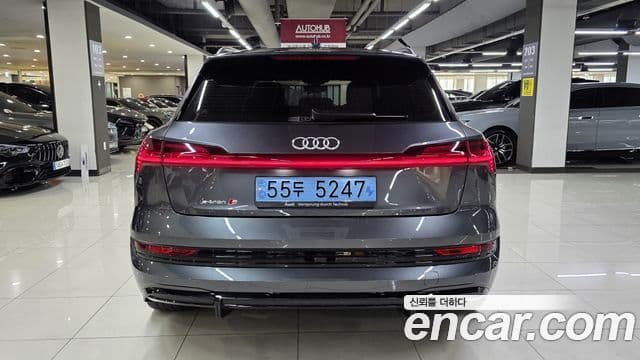 Audi e-트론 3