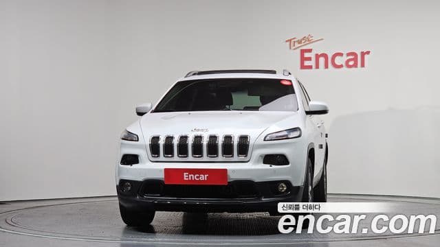 Jeep Cherokee (KL) 3