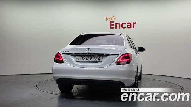Mercedes-Benz C-Class W205 3