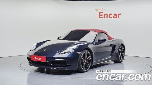 Porsche 718 Boxster 1