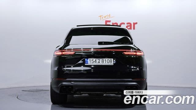 Porsche Cayenne (PO536) 4