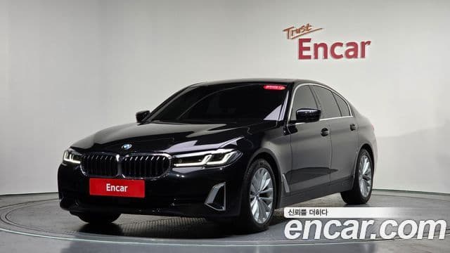 BMW 5 Series (G30)