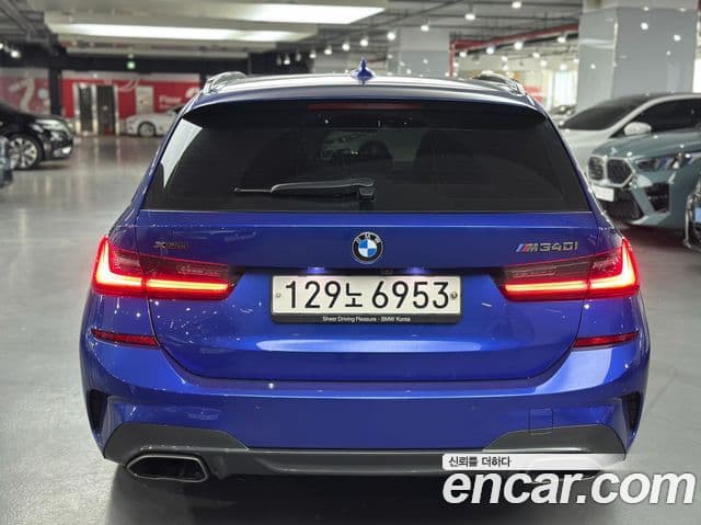 BMW 3 Series (G20) 4
