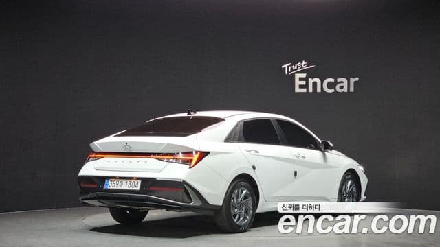 Hyundai The New Avante (CN7) 2