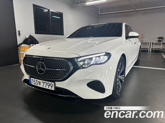 Mercedes-Benz E-Class W214 3