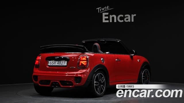 MINI Cooper S Convertible 2