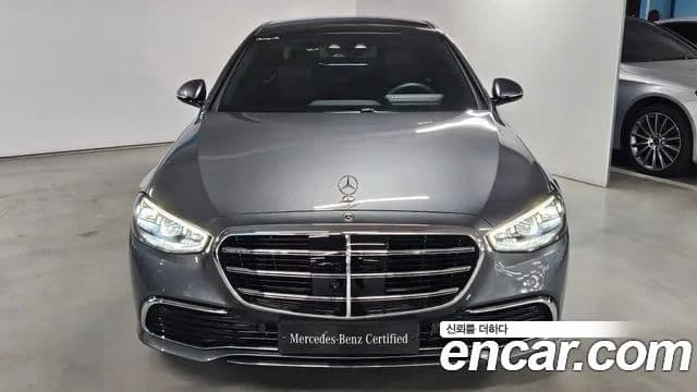 Mercedes-Benz S-Class W223 2