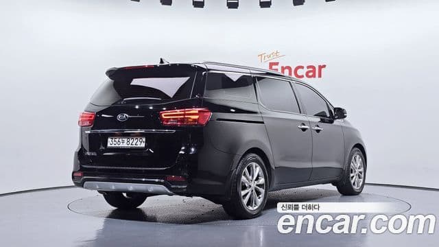 Kia The New Carnival 2