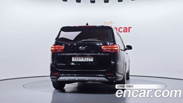 Kia The New Carnival 4