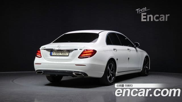 Mercedes-Benz E-Class W213 2