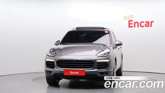 Porsche New Cayenne 3