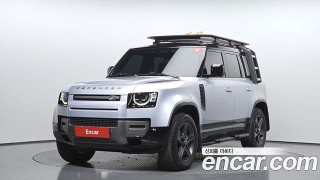 Land Rover Defender (L663) 1