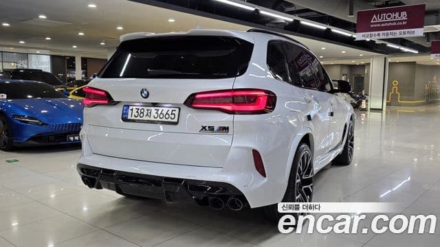 BMW X5M (G05) 3
