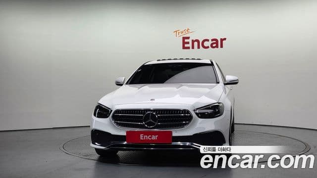 Mercedes-Benz E-Class W213 2