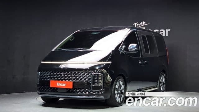 Hyundai Staria — 1