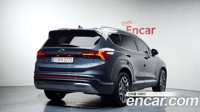Hyundai The New Santa Fe 2