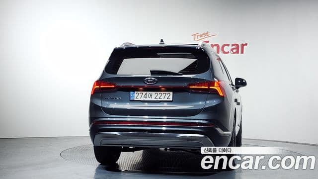 Hyundai The New Santa Fe 4