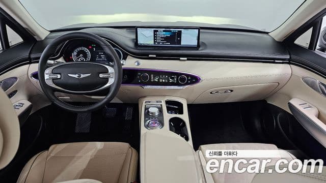 Genesis GV70 4