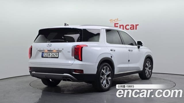 Hyundai Palisade 2