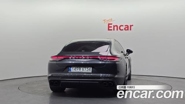 Porsche Panamera (971) 4