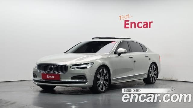 Volvo S90 — 1