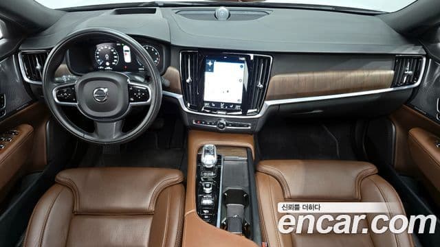 Volvo S90 4