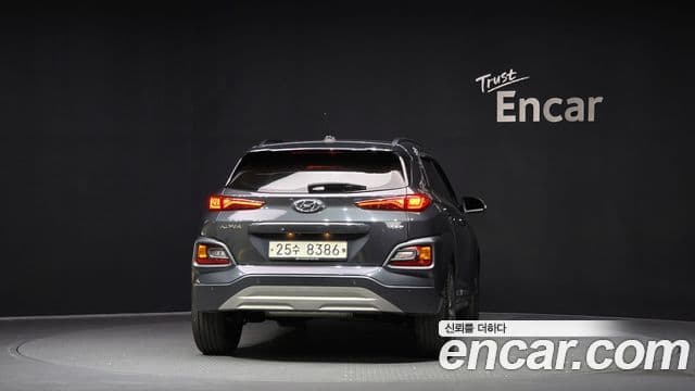 Hyundai Kona 4