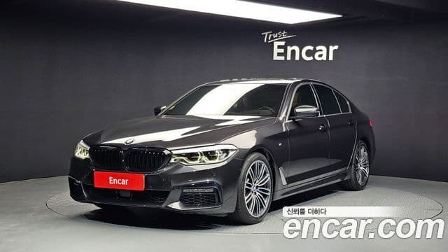 BMW 5 Series (G30)