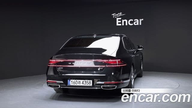 Genesis G90 (RS4) 4