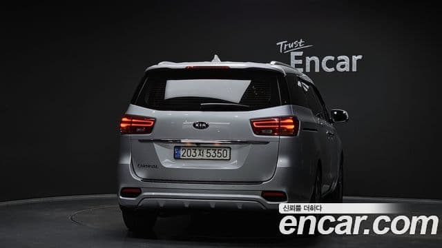 Kia The New Carnival 4