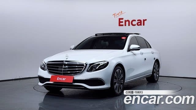 Mercedes-Benz E-Class W213 1