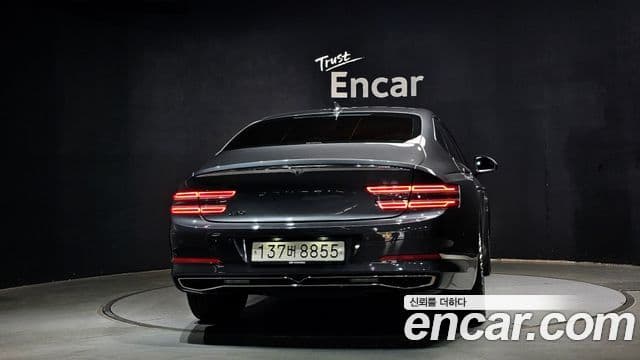 Genesis G80 (RG3) 4