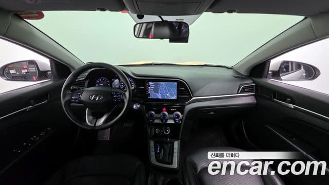 Hyundai The New Avante AD 4