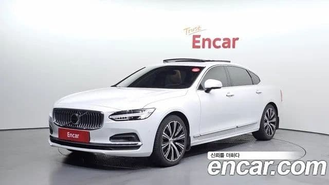 Volvo S90 — 1