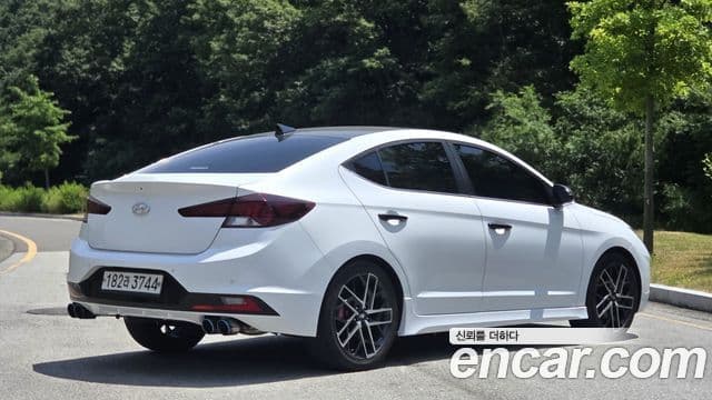 Hyundai The New Avante AD 3