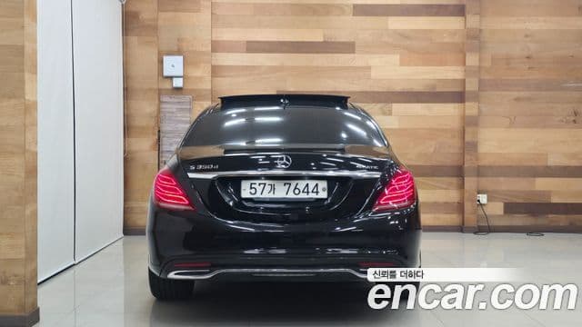 Mercedes-Benz S-Class W222 4