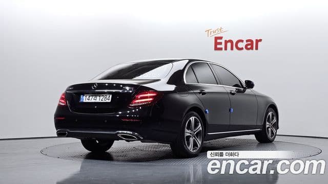Mercedes-Benz E-Class W213 2