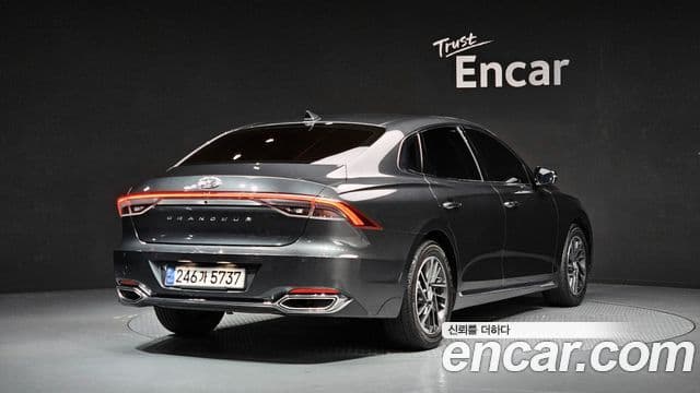 Hyundai The New Grandeur IG 2