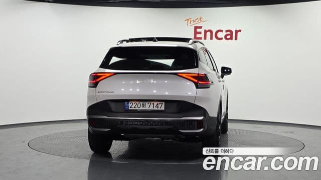Kia Sportage 5th Gen Hybrid 3