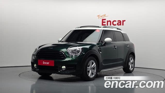 MINI Cooper D Countryman 1