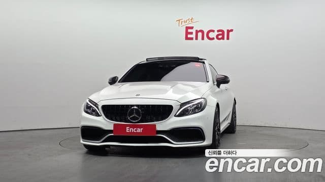 Mercedes-Benz C-Class W205 3