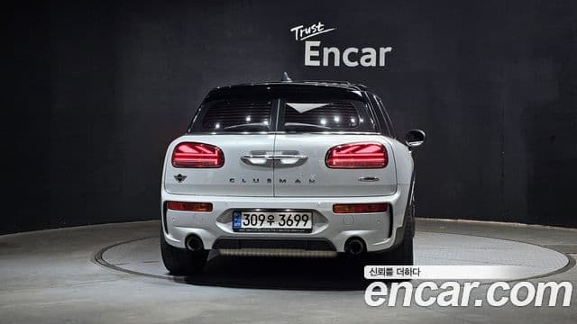 MINI Cooper S Clubman 4