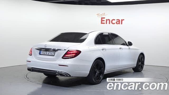 Mercedes-Benz E-Class W213 2