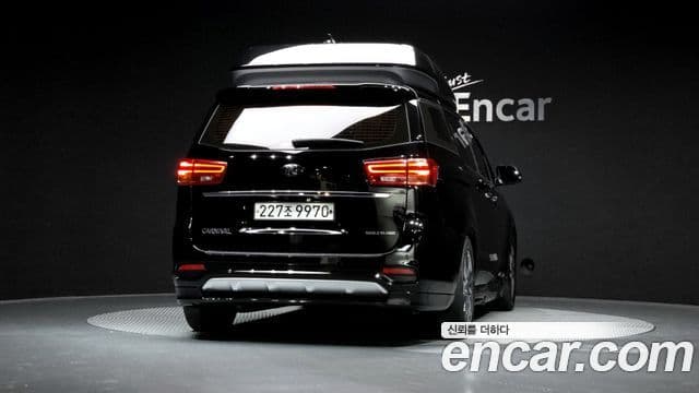 Kia The New Carnival 4