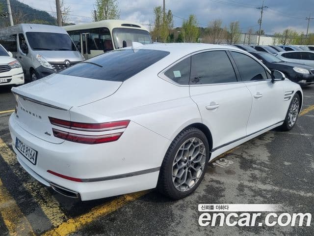 Genesis G80 (RG3) 3