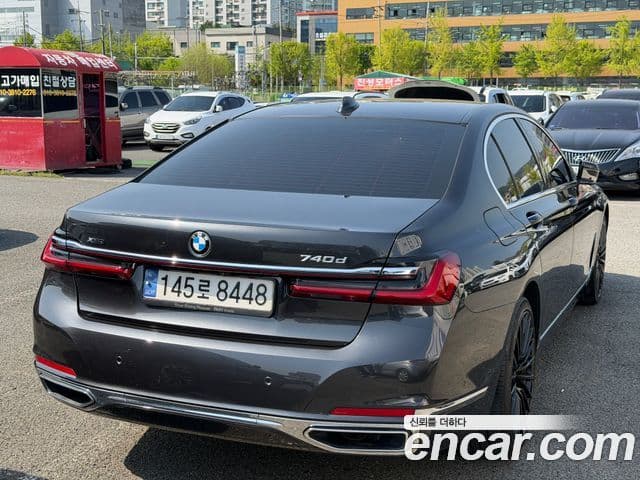 BMW 7 Series (G11) 2