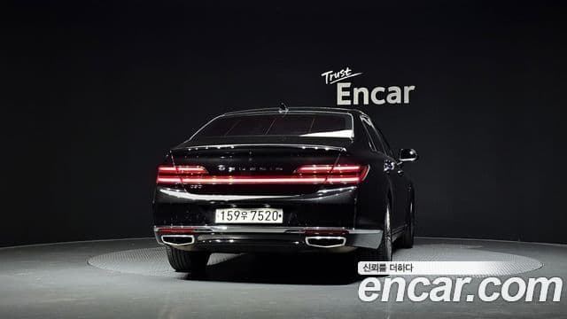 Genesis G90 4
