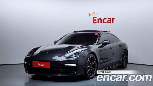 Porsche Panamera (971) 1